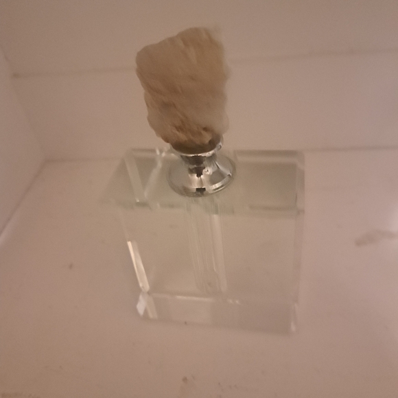 Gorgeous NWOT Crystal W/Quartz Top Luxury Refillable Perfume Bottle/ Decanter - Picture 5 of 10